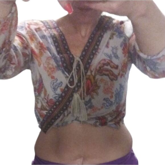 - RED boho cropped faux wrap top - Picture 12 of 12